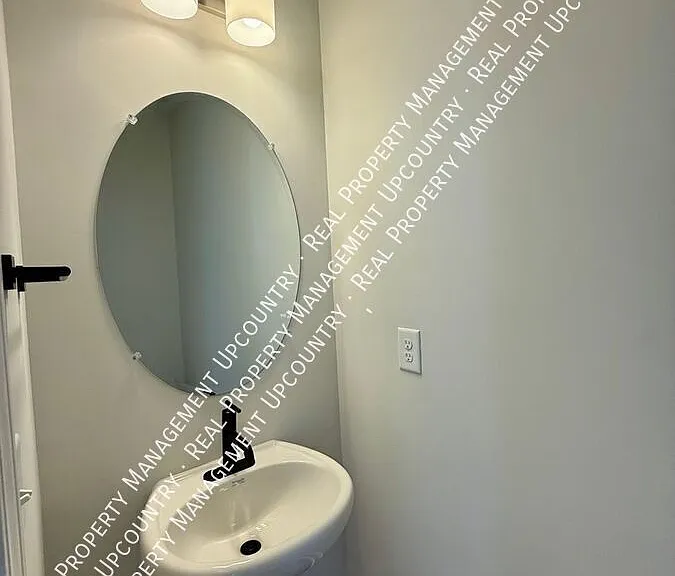 408 Encampment Blvd — Photo 4