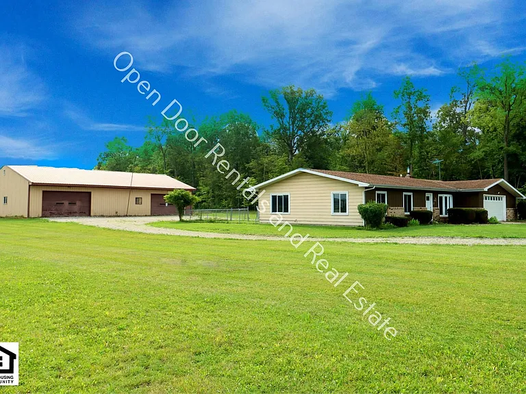 6219 County Road 31 — Photo 3
