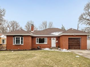 1031 E Washington Blvd, Lombard, IL