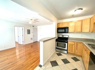 3401 Central Street - 204, Kansas City, MO 64111