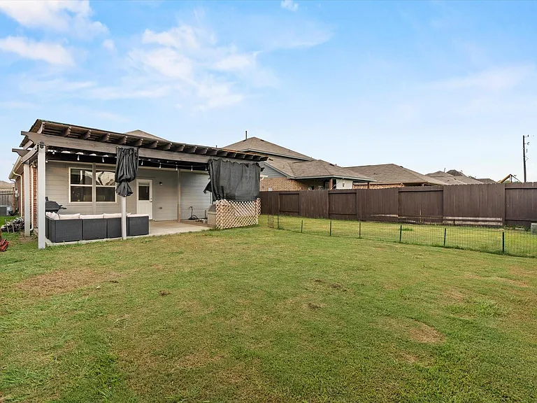 7911 Wood Hollow Dr — Photo 15