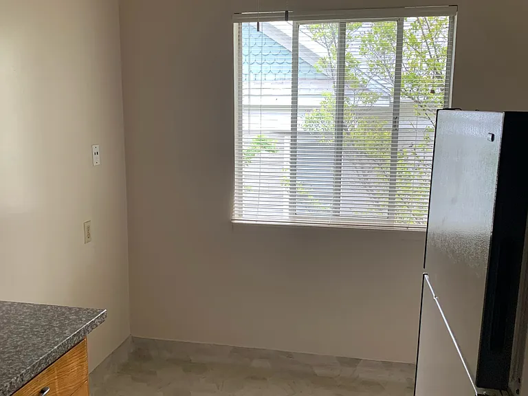 2721 I St — Photo 6
