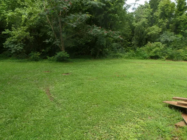 2925 Hall Dr SE, Smyrna, GA 30082