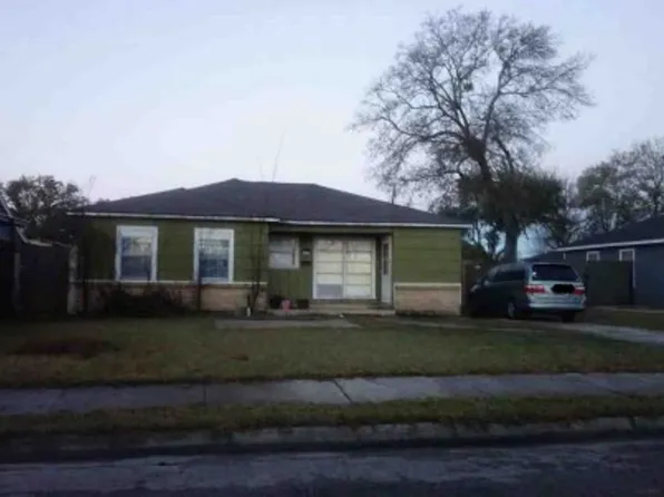 2008 Dade St, Pasadena, TX 77502