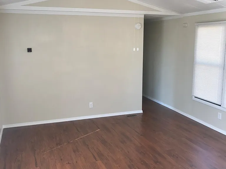 6616 W Valley Ave — Photo 2
