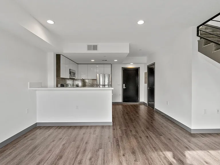 Alexandria 178 Townhomes LLC — Photo 22