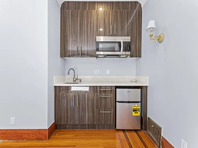 1115 S Wilton Pl #B — Photo 5