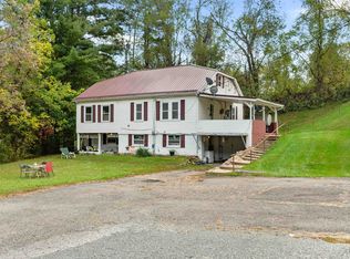 1003 W Stuart Dr, Galax, VA 24333