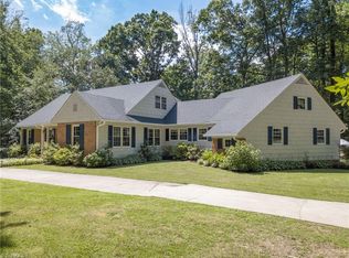 205 Lake Dr E, Thomasville, NC 27360
