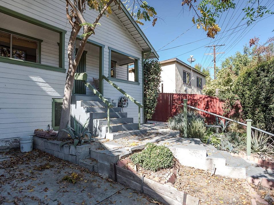 1st image of 2033 Echo Park Ave