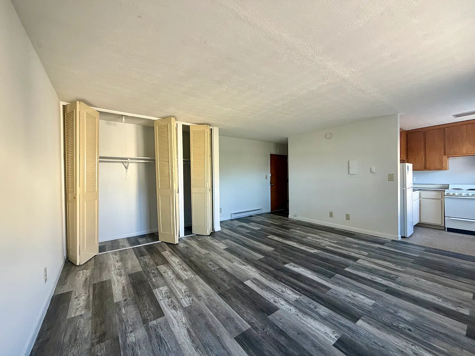 Studio, 600 sqft, $1,295 — Photo 4