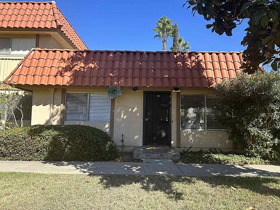2nd image of 914 N Fig St APT A