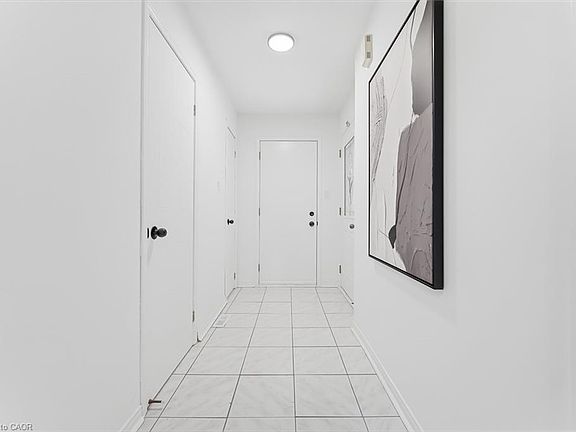 5th image of 26 Braemore Rd