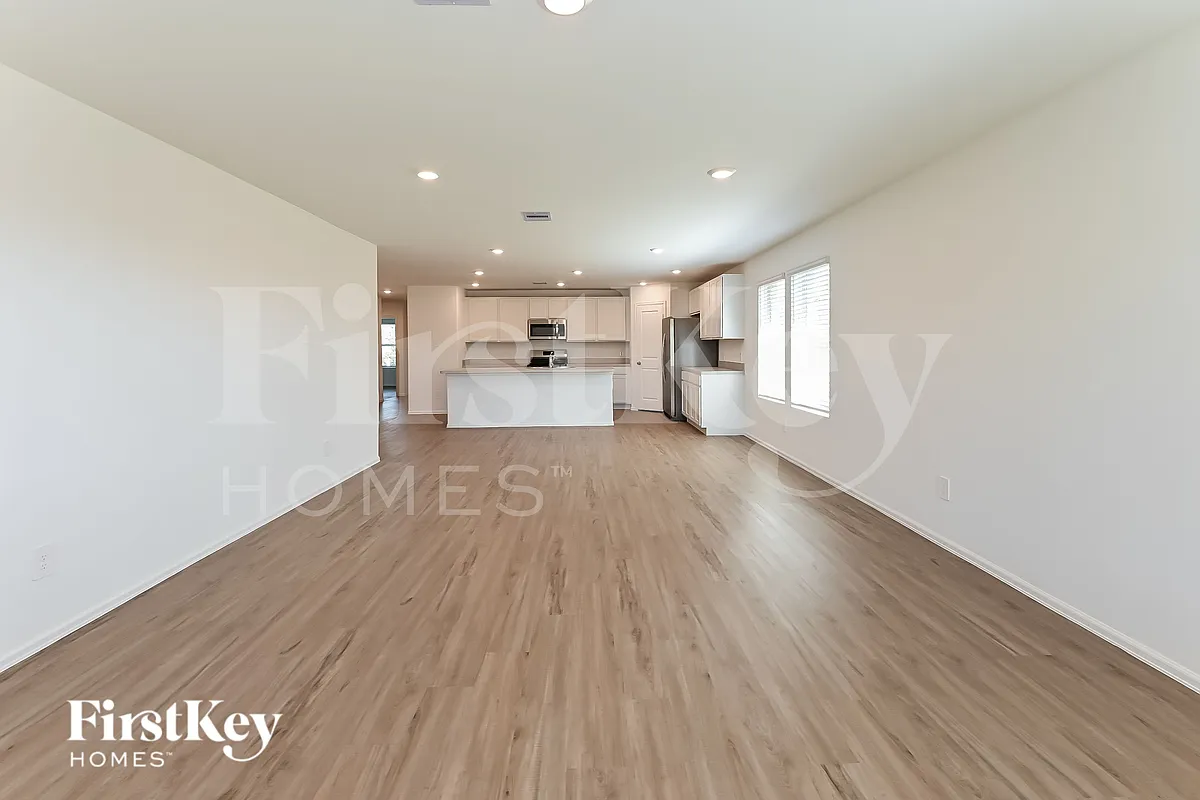 Building Photo - 24215 Becker Hollow Ln