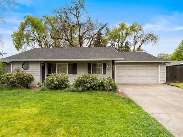 417 NW Midland Ave, Grants Pass, OR 97526