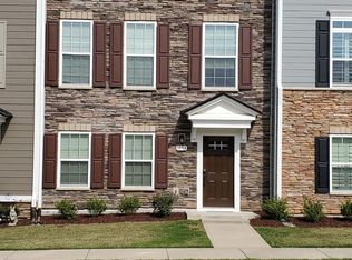 1093 Branch Line Ln, Apex, NC 27502