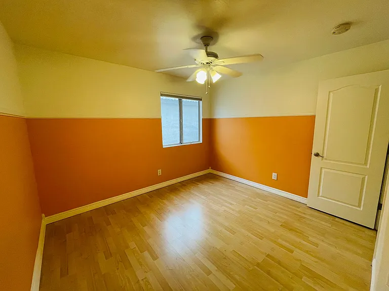 1051 W Todd Dr — Photo 15