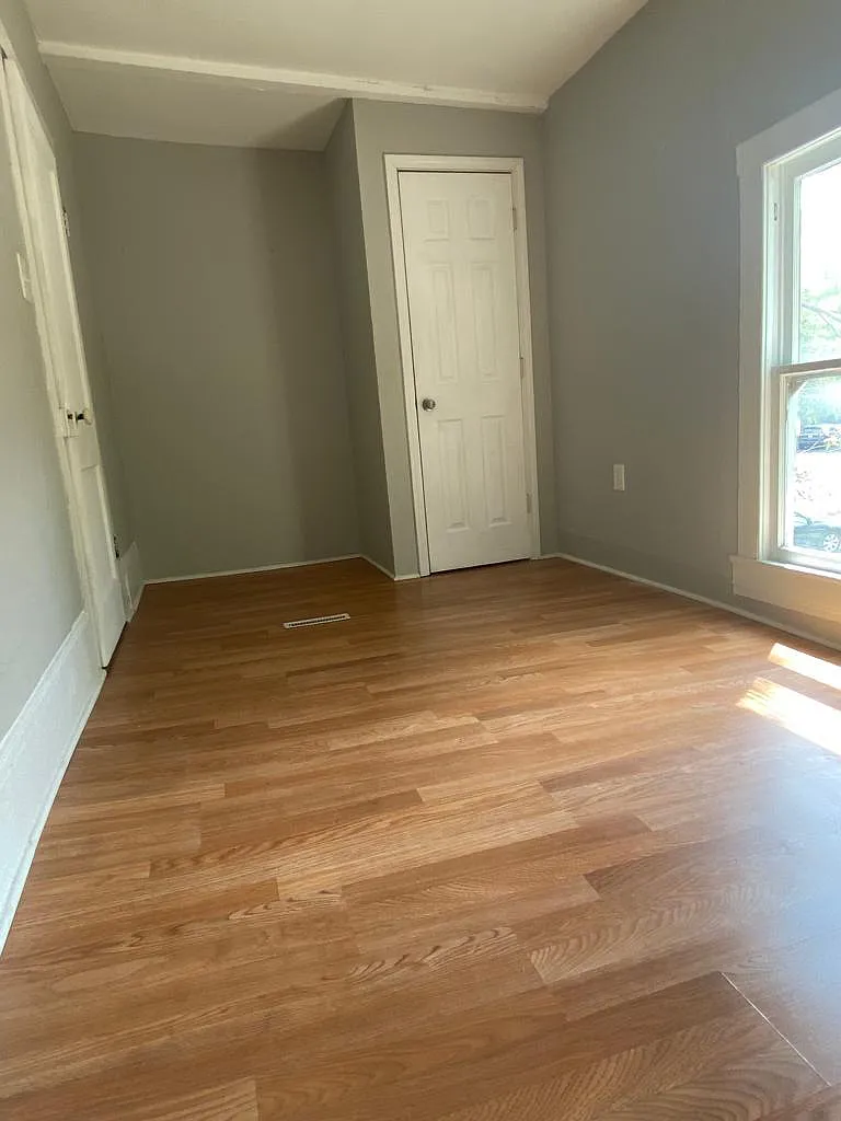 1 bed, 914 sqft, $800 — Photo 4