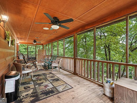 5th image of 1130 Sutton Rd