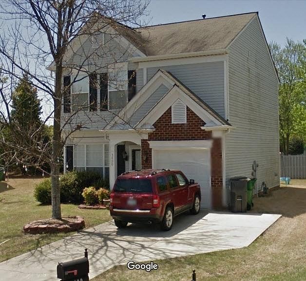 1st image of 3400 Laurenhurst Ln