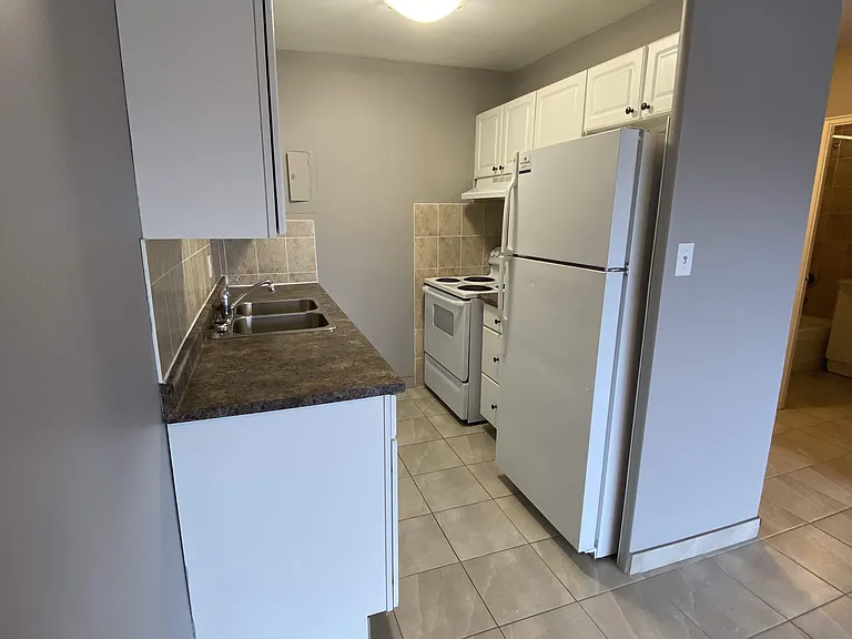 1720 Paris St — Photo 17