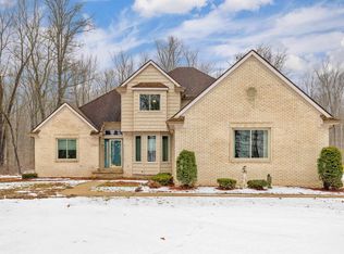 17700 Irwin Rd, Armada, MI 48005