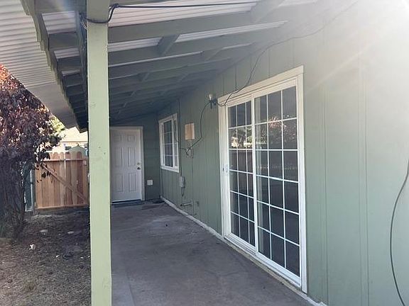 4th image of 306 Bruce St