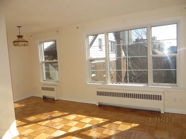 2675 Bloor St W #X — Photo 7