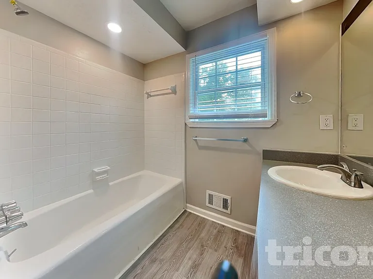 515 Westbridge Dr — Photo 17