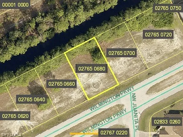 23 Wilmington Pkwy, Cape Coral, FL 33993