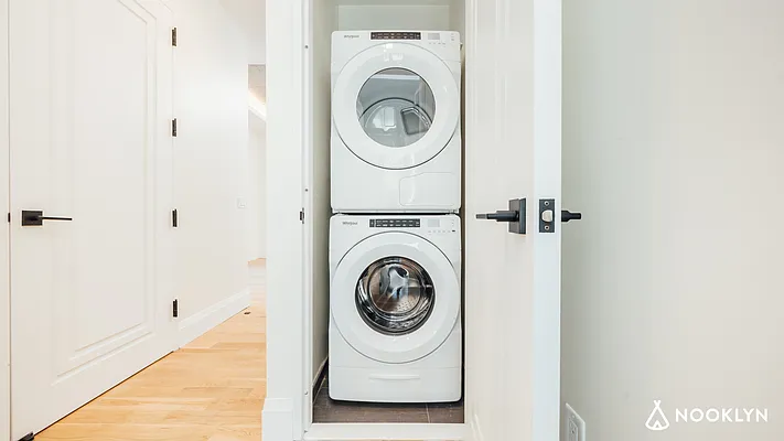 Rented by Nooklyn NYC LLC | media 110