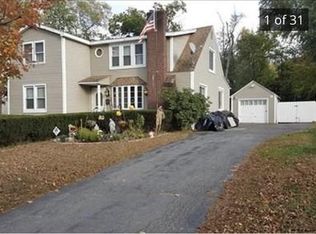 115 Woodside Ter, Springfield, MA 01108