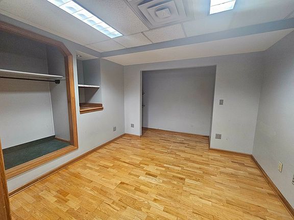 5th image of 619 Johnston St APT 3