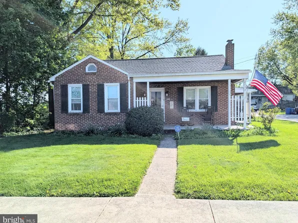 322 N 6th St, Columbia, PA 17512