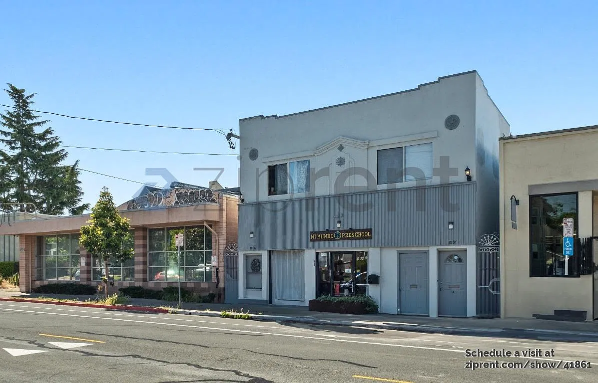 2 bed, 850 sqft, $2,929 — Photo 1