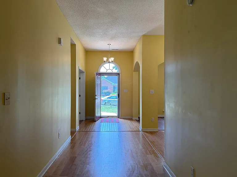 216 Horseshoe Bnd — Photo 6