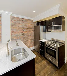 446 West 19th Street in West Chelsea