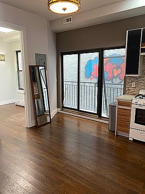3rd image of 286 Troutman St APT 3L