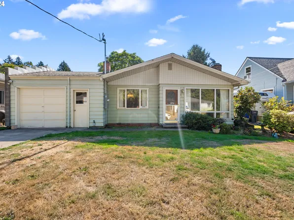 8636 NE Eugene St, Portland, OR 97220