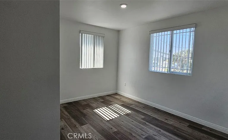 12308 Valley View Ave — Photo 23