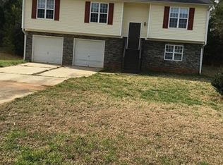 4021 River Garden Cir, Covington, GA 30016