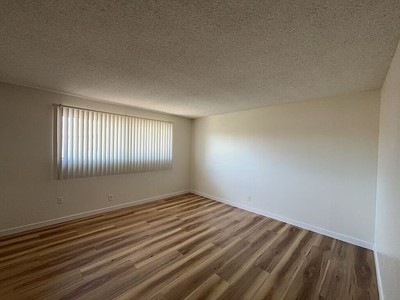 4th image of 2938 Karen Ave #3
