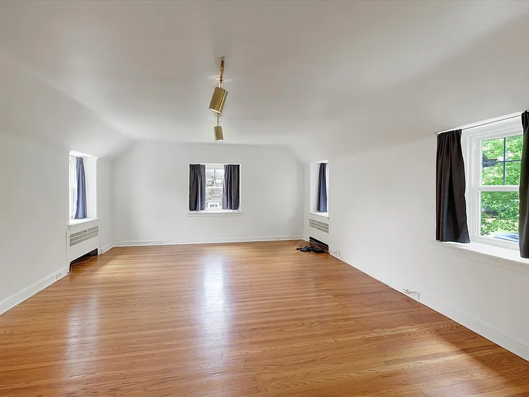 304 Winding Way — Photo 19