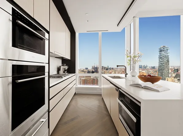 111 Murray Street 43A image 3 of 20