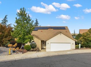 1122 Mockingbird Ln, Valley Springs, CA 95252