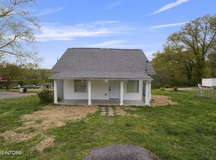 171 Oakland Ave, Lenoir City, TN 37771