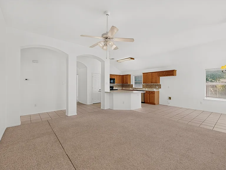 4184 Capstone Dr — Photo 23