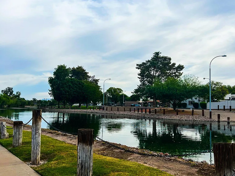 Beautiful walking paths with lakes