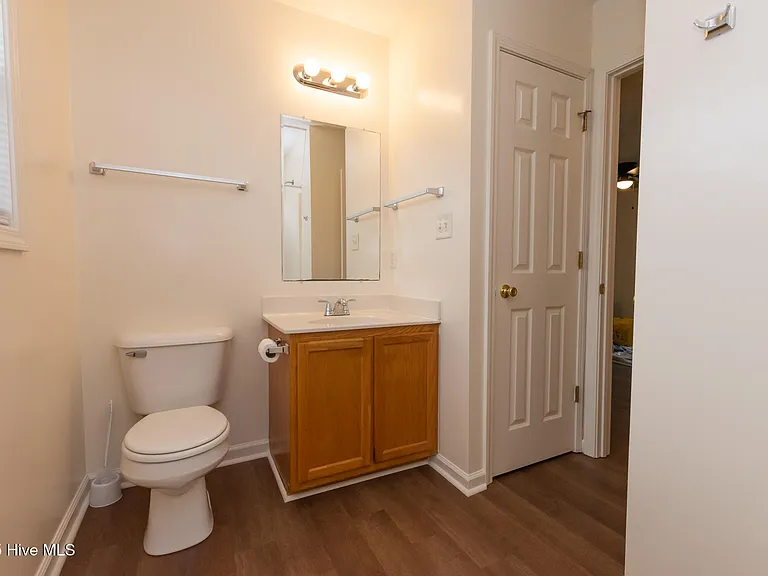 241A Lakewood Dr #A — Photo 17
