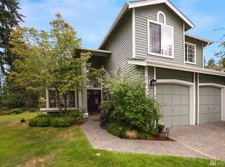 12811 NE 203rd Pl, Bothell, WA 98011